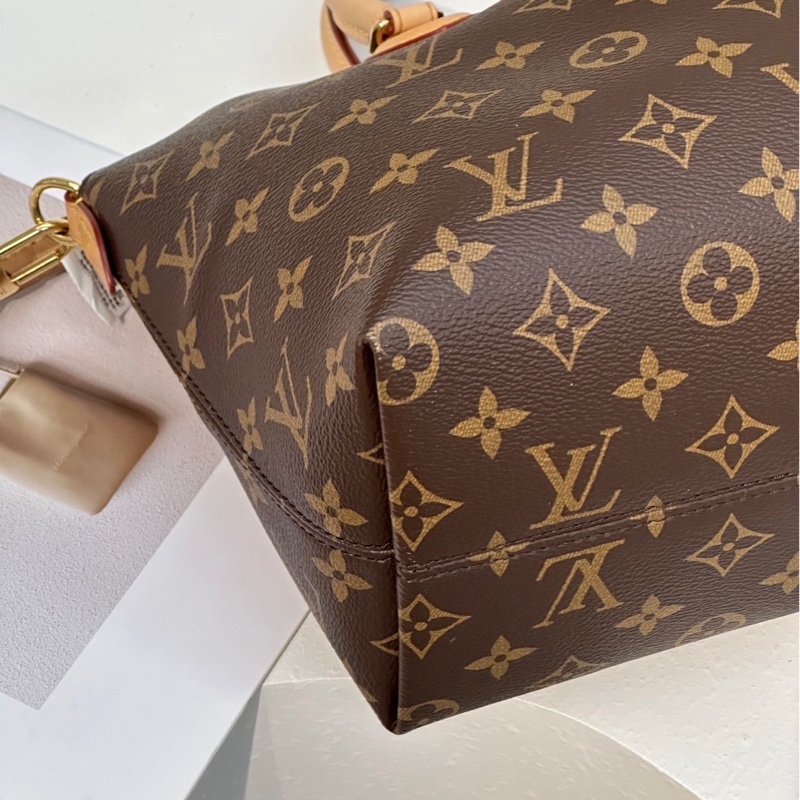 LOUIS VUITTON Boetie餃子包 PM-10