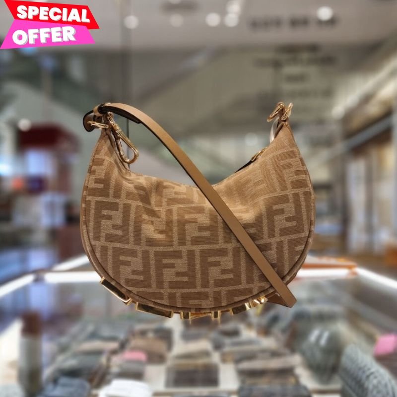 🎁母親節特價🎁Fendi 8BS081 迷你 Fendigraphy 米色 FF 豌豆包-0
