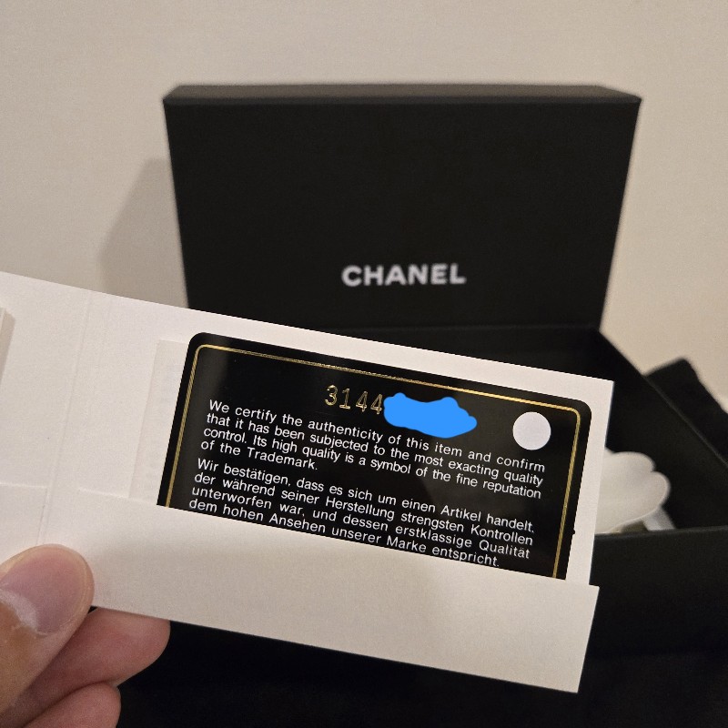 CHANEL 21K 小公文包｜黑金羊皮 mini top handle｜手提斜背兩用-36