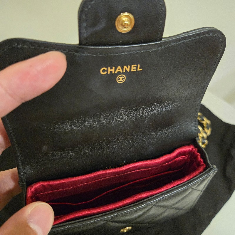 CHANEL 21K 小公文包｜黑金羊皮 mini top handle｜手提斜背兩用-39