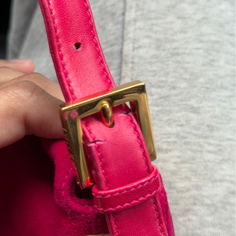 🏷️Fendi 法棍包-10