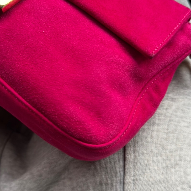 🏷️Fendi 法棍包-13