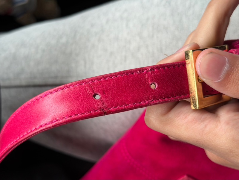 🏷️Fendi 法棍包-26