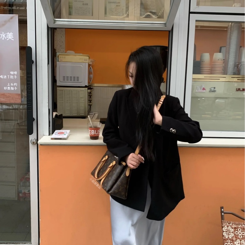 LV soufflotBB磁扣手提包-5