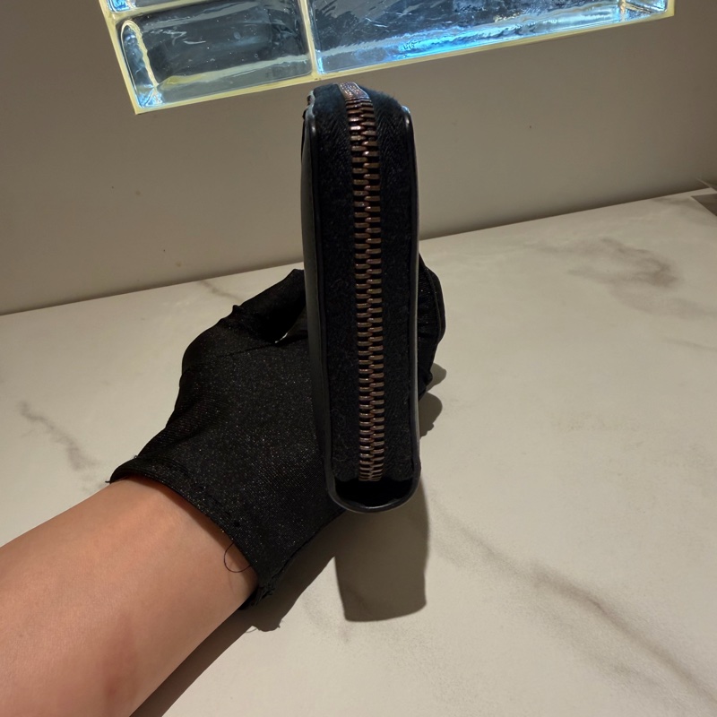 「JL精品代購」98新Gucci長夾黑金logo拼接-8