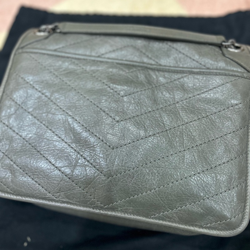 YSL niki 大象灰🐘 新款D扣 衍縫包（中）-8