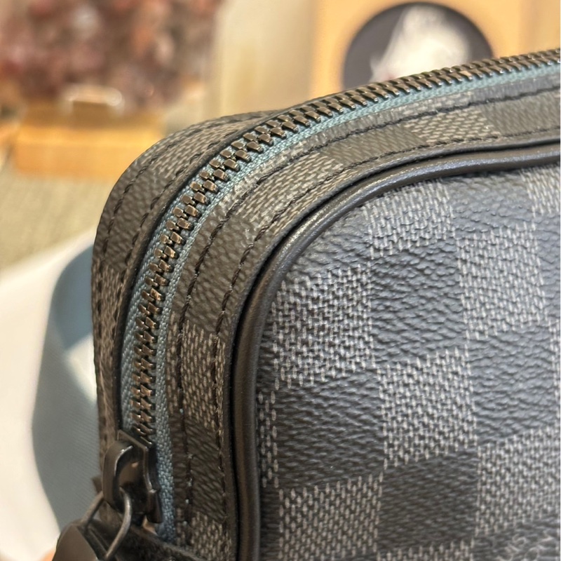 Louis Vuitton N40188 黑棋盤格帆布拉鍊斜背郵差包-29