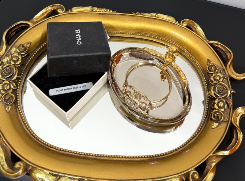 Chanel coco mark Golden Cream 金色 珍珠 水鑽 手環 手鍊 手飾-5