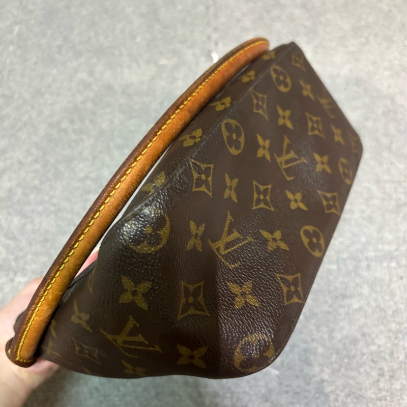 🏷️ LOUIS VUITTON王菲包-22