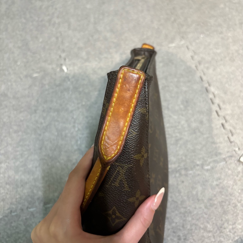 🏷️ LOUIS VUITTON王菲包-31