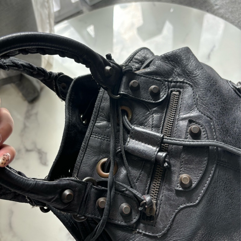 🏷️ Balenciaga 保齡球包（市面上已經很難找到-34