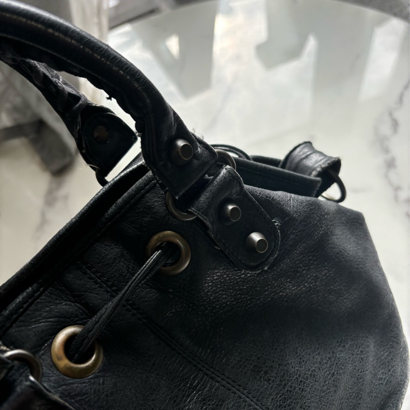 🏷️ Balenciaga 保齡球包（市面上已經很難找到-38