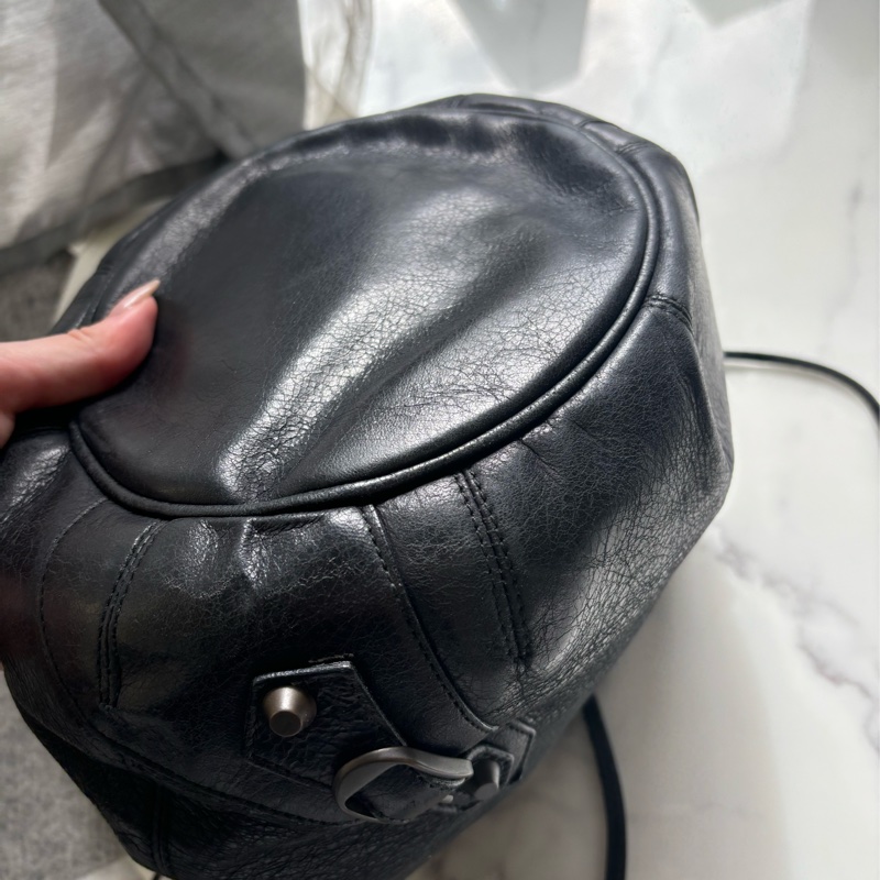 🏷️ Balenciaga 保齡球包（市面上已經很難找到-43