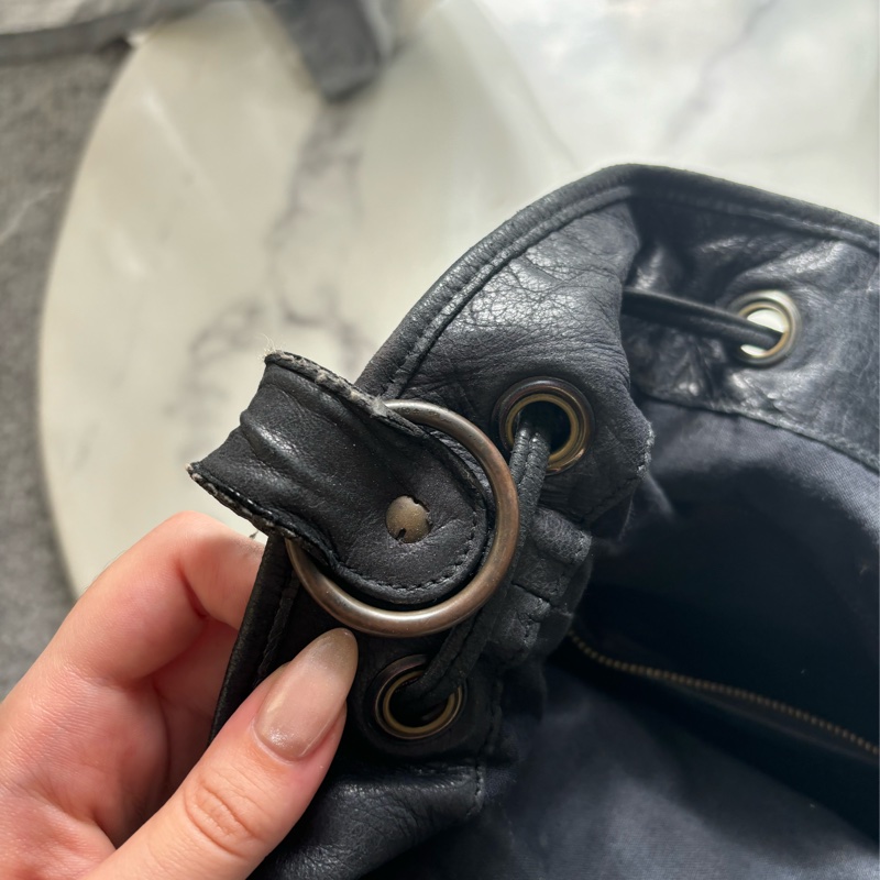 🏷️ Balenciaga 保齡球包（市面上已經很難找到-46