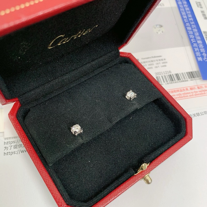 Cartier卡地亚 C De 经典牛头钻石耳钉-1