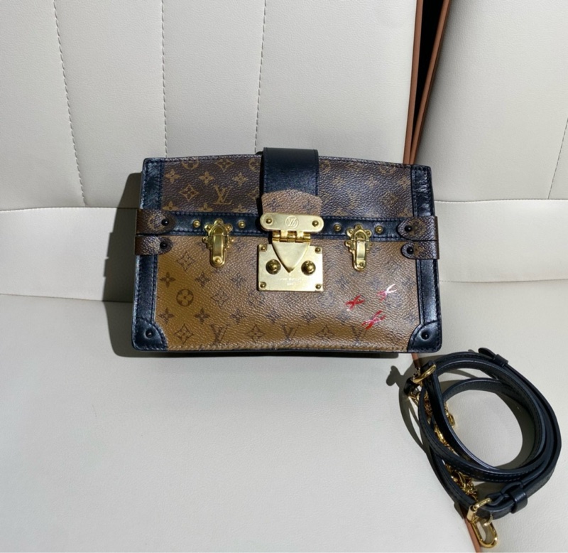 Lv路易威登 trunk clutch 老花拼色软盒子包-0