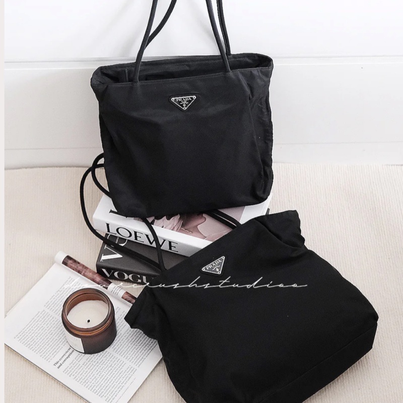 Prada 經典黑色拉鏈尼龍托特包 Nylon tote bag 單肩包 手提包 25cm-0