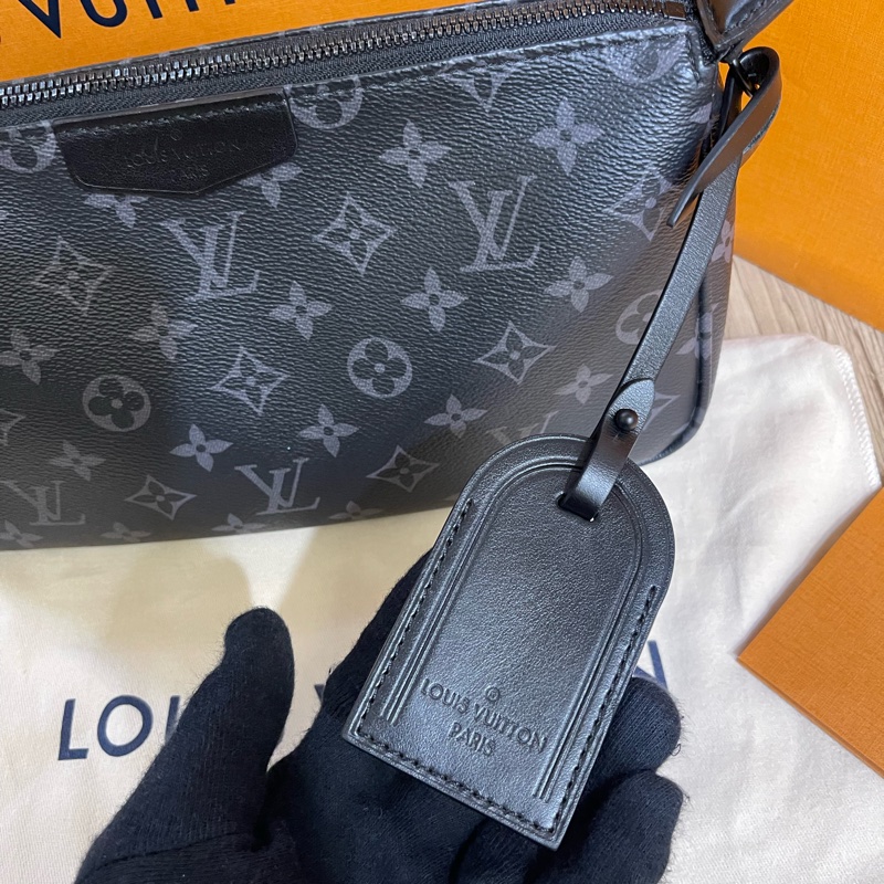 新款Lv黑老花麻將包（台灣專櫃購入、配件完整齊全❗️)-11