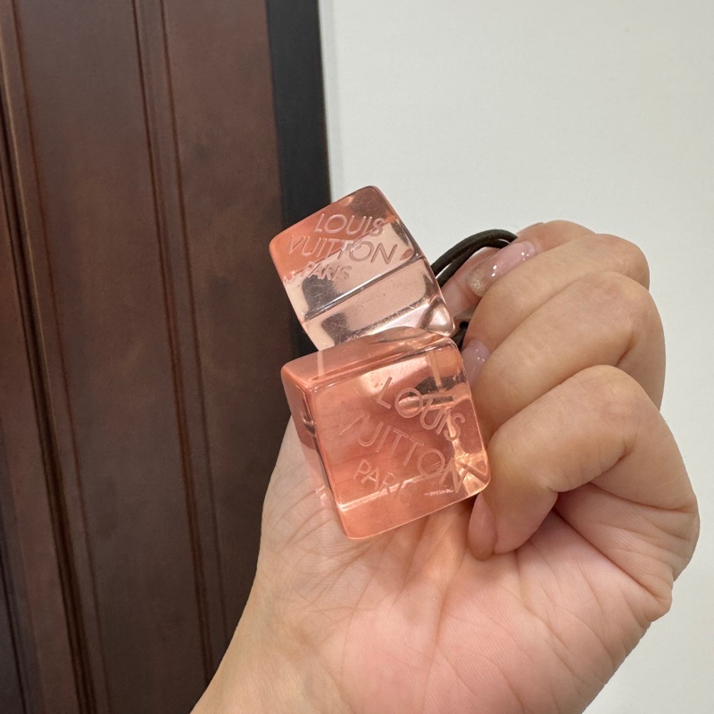 Louis Vuitton LV 絕版Cube 壓克力 髮圈 髮飾-4