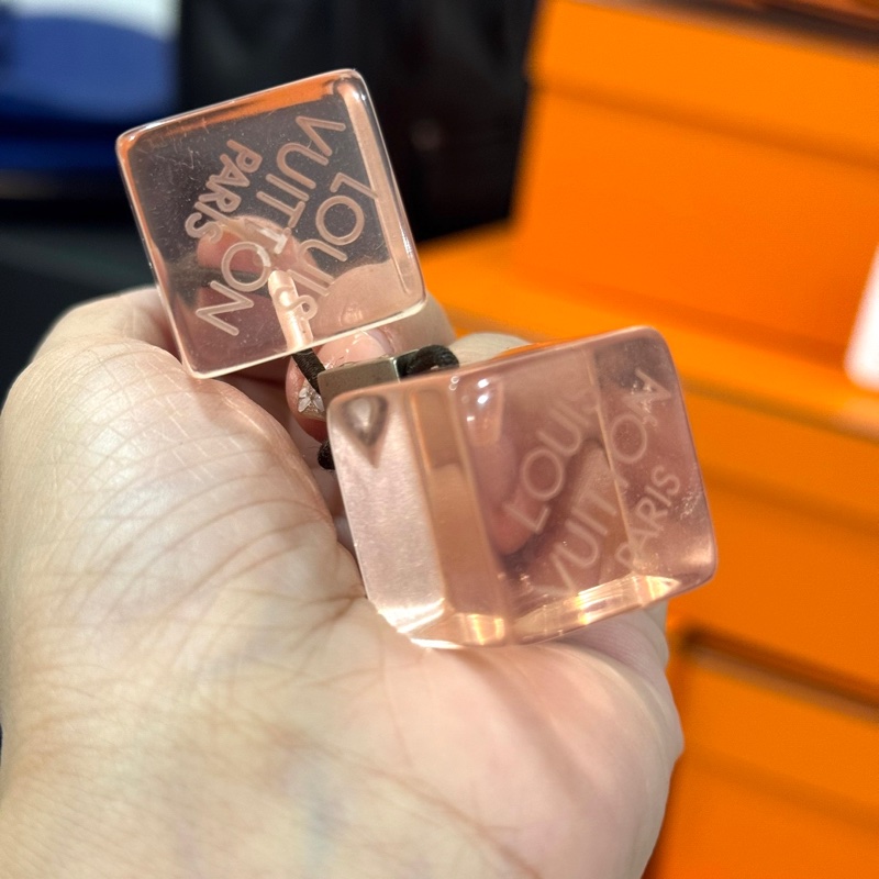 Louis Vuitton LV 絕版Cube 壓克力 髮圈 髮飾-7
