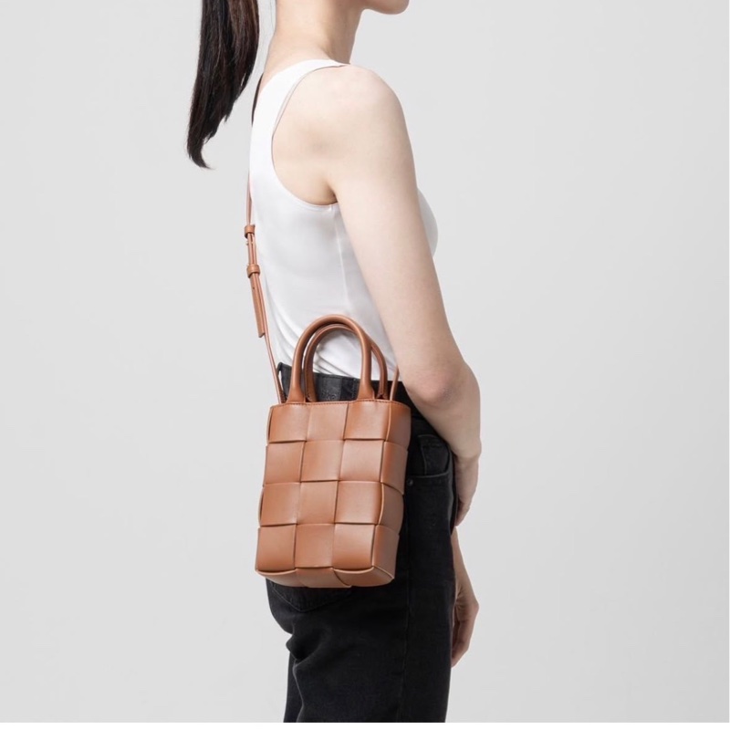Bottega Veneta Cassette Mini Tote-5