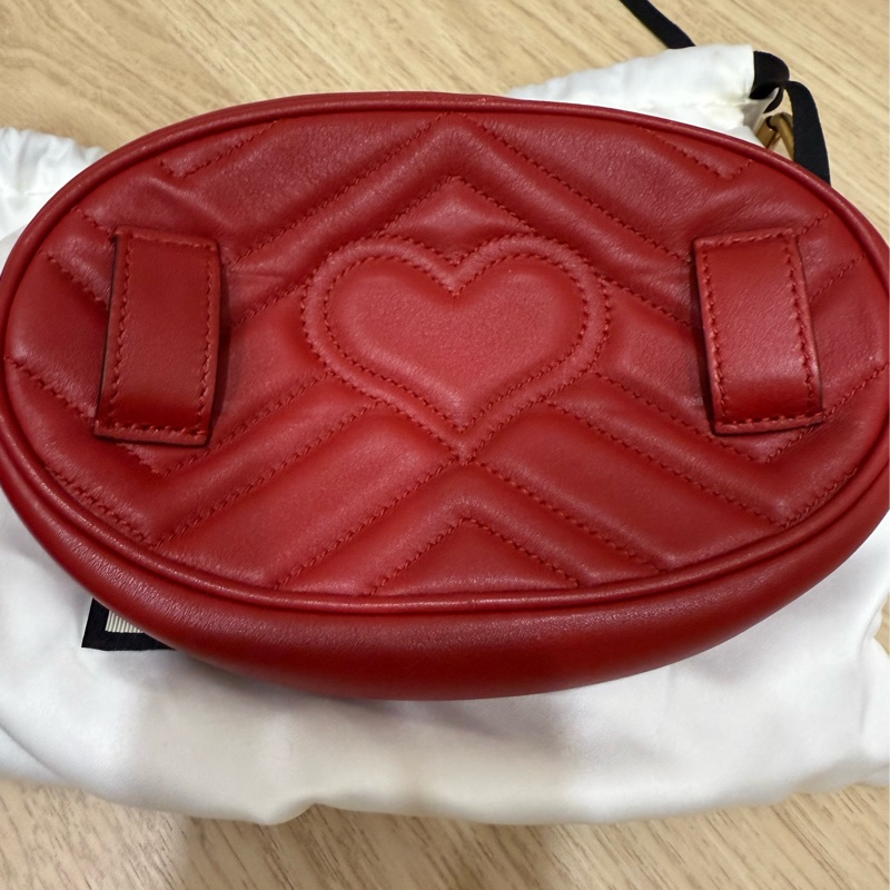 (已預訂)(速度賣-趕出敢賣💗 )GUCCI Marmont系列仿舊金色雙G LOGO 山字車紋牛皮拉鍊手拿-7