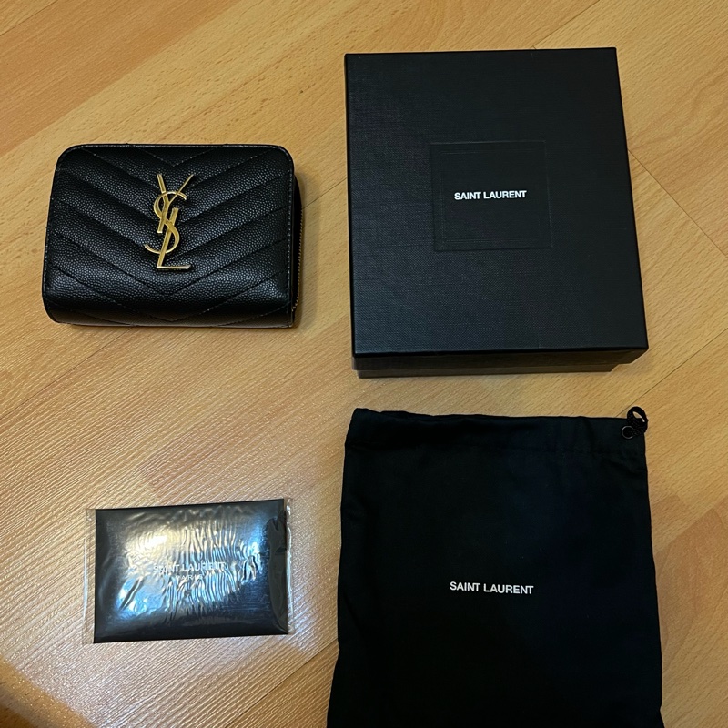 📢二手 YSL最好用的高級短夾💖YSL MONOGRAM系列黑金魚子醬牛皮拉鍊兩折短夾 正品-11