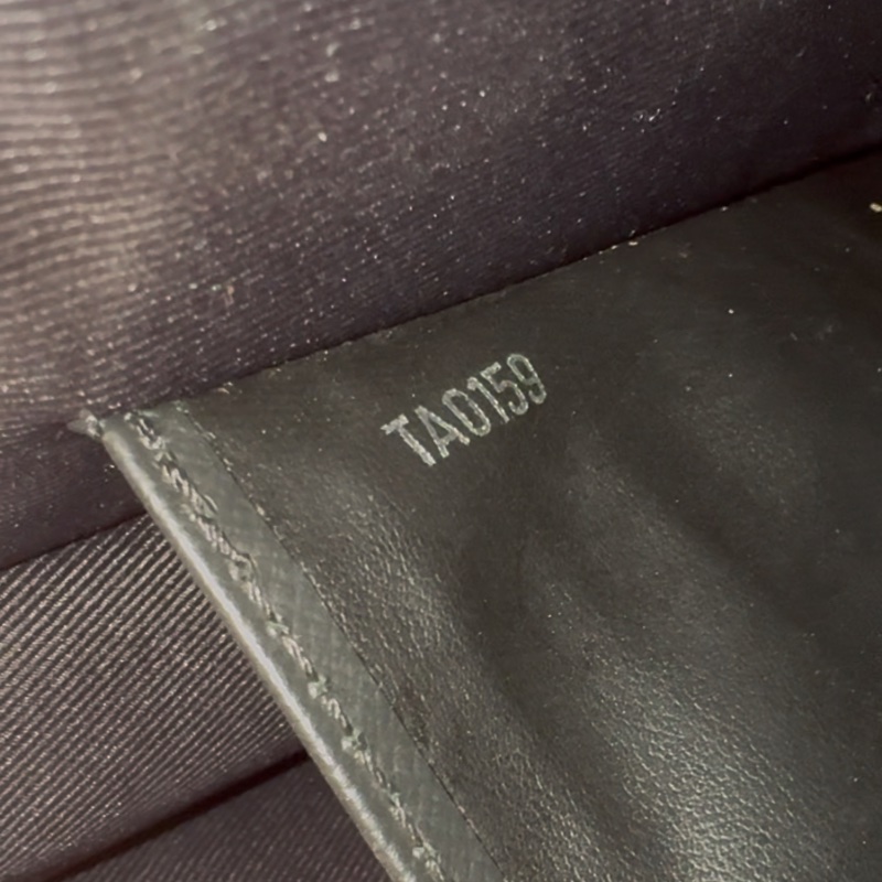 Lv男款黑武士洗漱包手拿包M61692-9