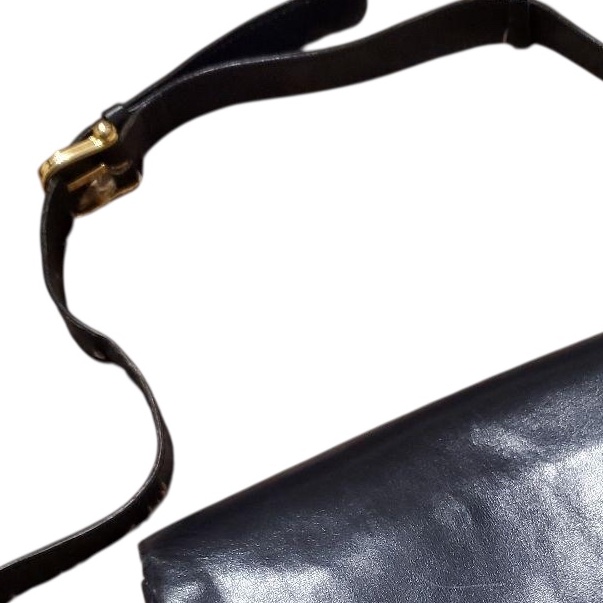 💝FuFu.Style ⟡.·* Celine 復古馬蹄釦斜背包-15