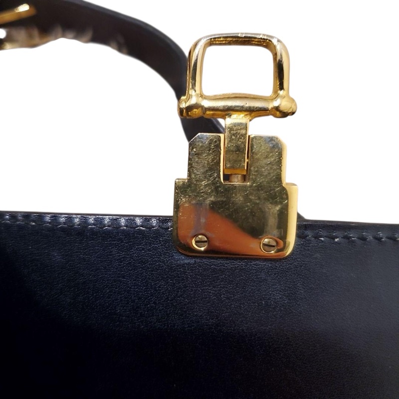 💝FuFu.Style ⟡.·* Celine 復古馬蹄釦斜背包-20