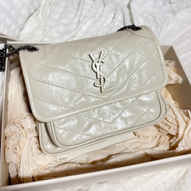 YSL    （只背一次）NIKI復古皮革BABY手袋復古白-6