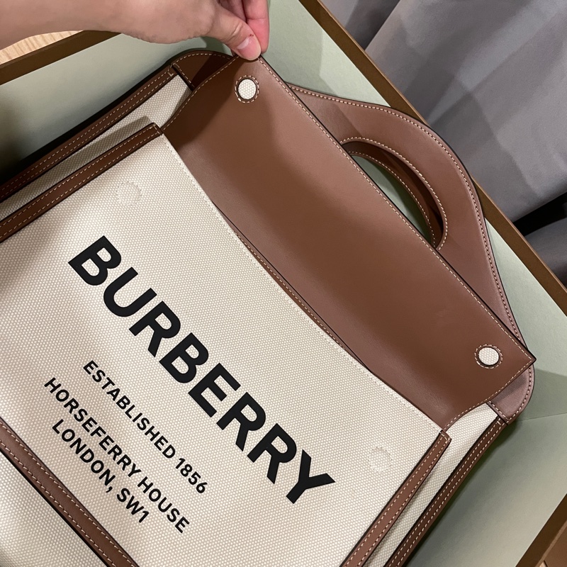 BURBERRY Pocket 大號帆布拚皮革二用口袋包 咖啡/米白 肩背包 手提包 斜背包 二手精品-14
