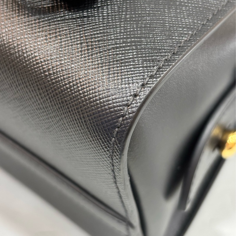 Prada 1BA164 黑防刮牛皮手提肩背兩用包-25