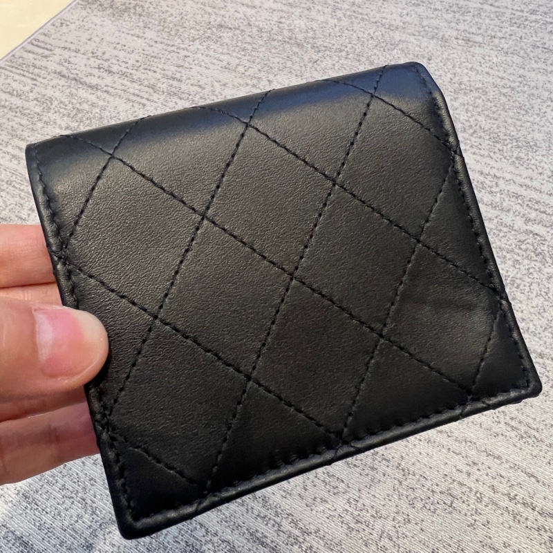 Chanel so black 超稀有對開短夾 康朋總店白盒包裝-5