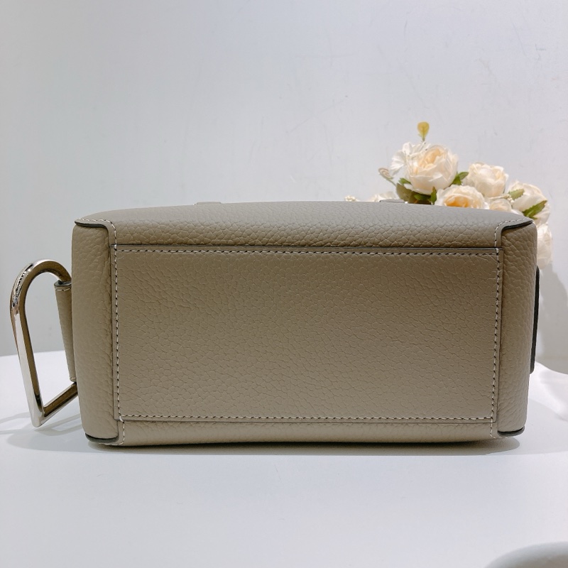 TW4027 DELVAUX 德爾沃迷你大D扣兩用包包COOL BOX MINI TOURTERELLE-39