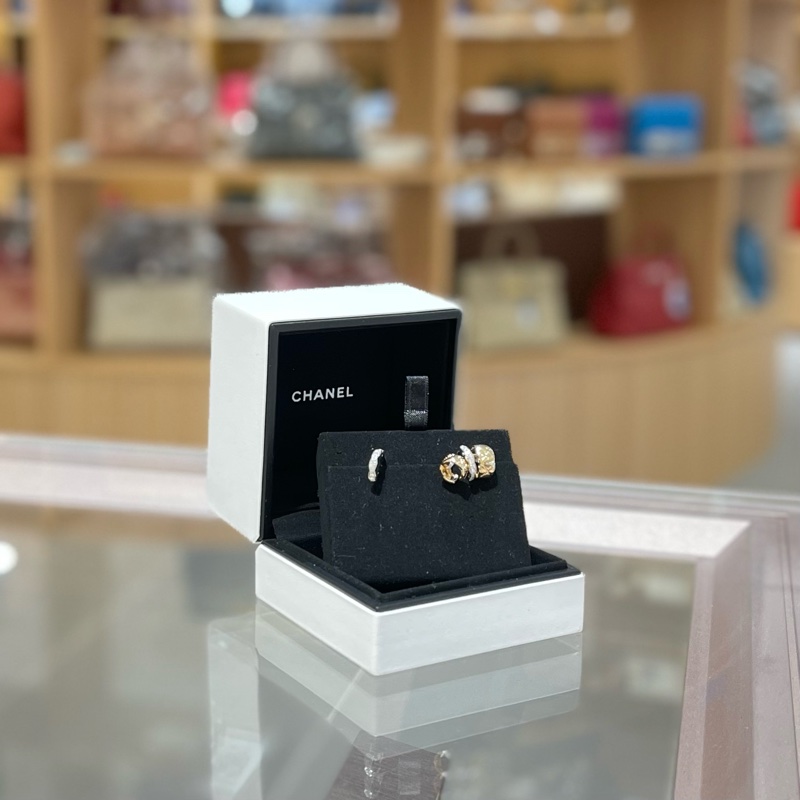 Chanel香奈儿 Coco crush系列18k金带钻耳钉耳骨夹-1