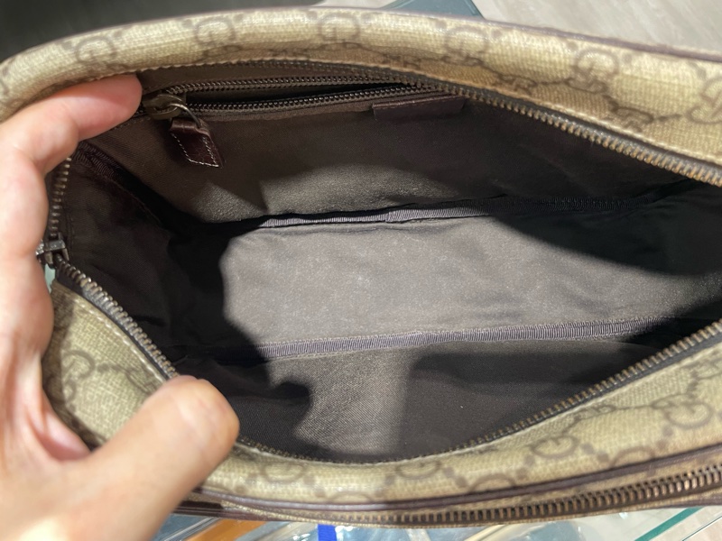 GUCCI 防水斜背包/側背包/雙層記者包 85成新-18