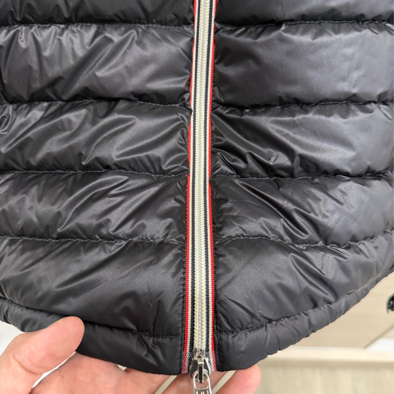 賣Moncler Daniel 羽絨 外套 黑 3碼 L原價52000元 全新品特-16