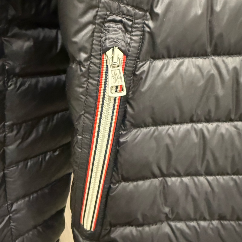 賣Moncler Daniel 羽絨 外套 黑 3碼 L原價52000元 全新品特-20