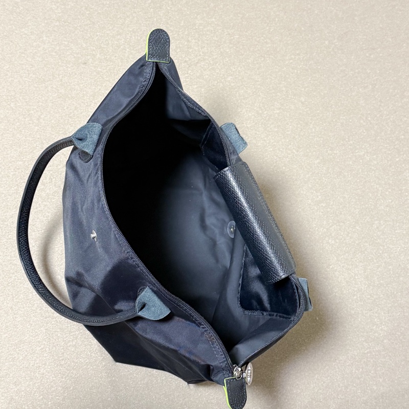 longchamp 手提袋 LE PLIAGE GREEN系列刺繡短把再生尼龍摺疊水餃包-8