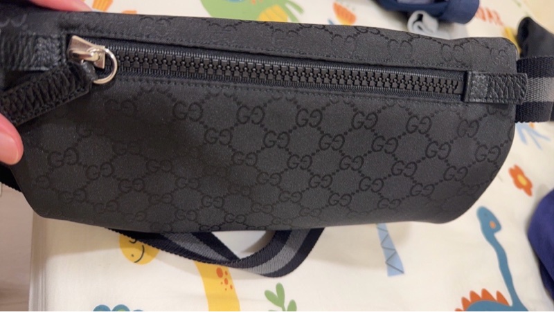 GUCCI 古馳 經典GG LOGO緹花織布胸口包/腰包-3
