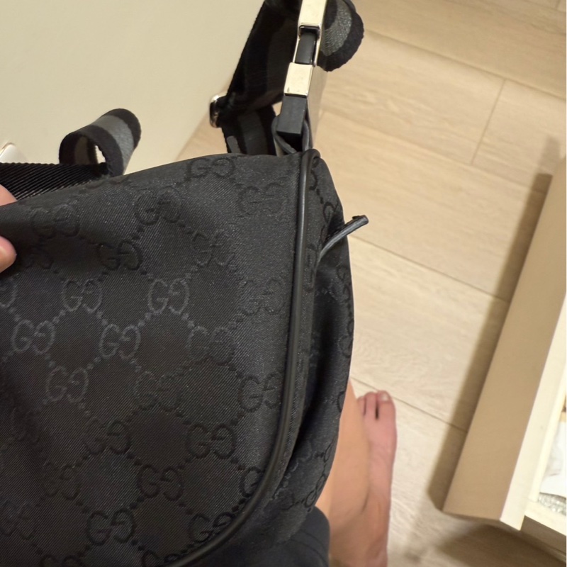 GUCCI 古馳 經典GG LOGO緹花織布胸口包/腰包-8