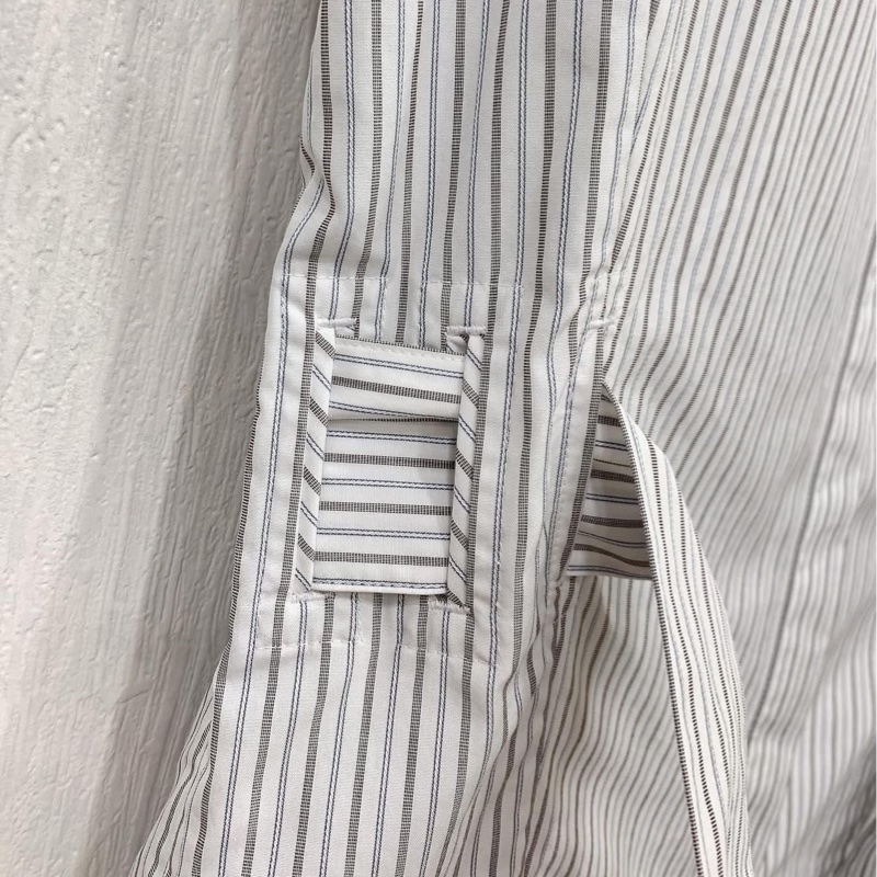 BURBERRY  London England 直條紋腰帶長版上衣-6