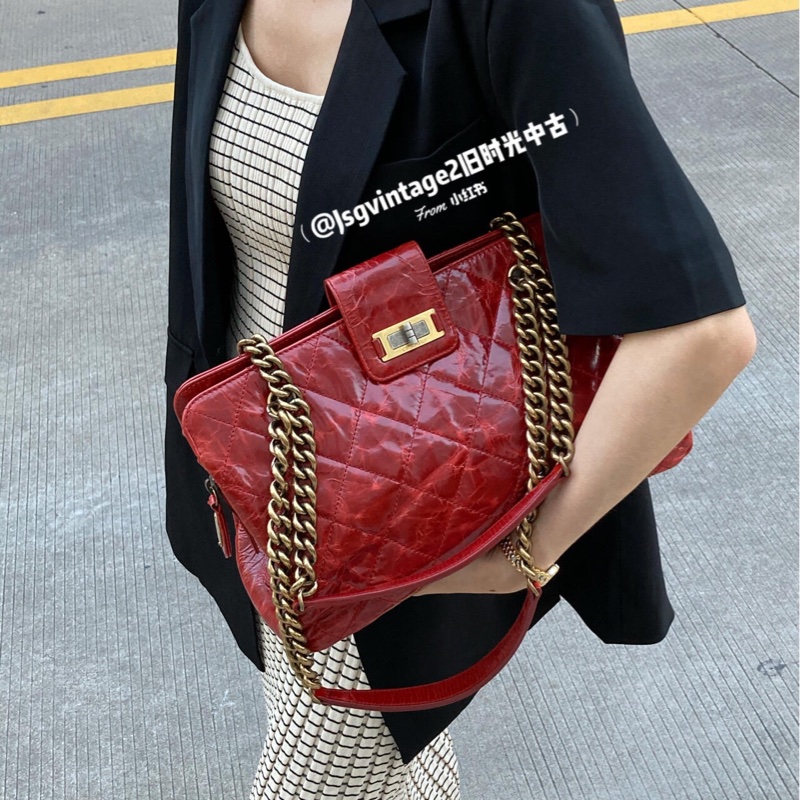 Chanel 經典2.55 油蠟牛皮紅金 Tote 托特包 #新年必備紅色❤️ #經典2.55 #專櫃超貴😗-0