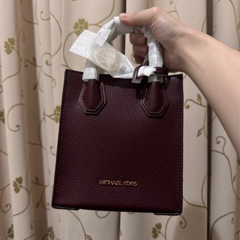 Michael Kors 荔枝皮革手提/斜背二用琴譜包（酒紅）