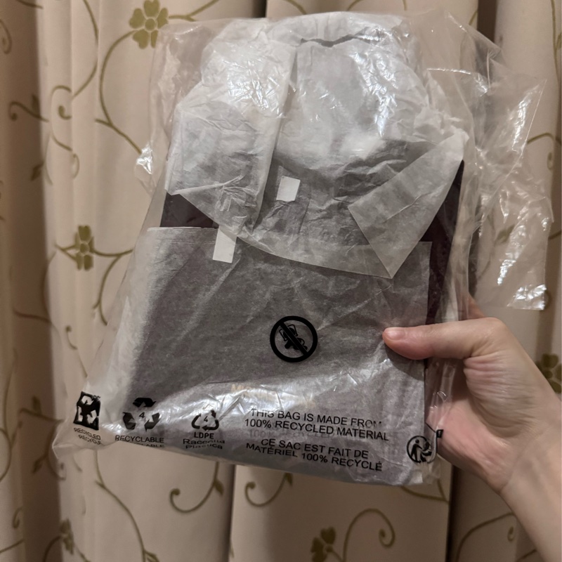 Michael Kors 荔枝皮革手提/斜背二用琴譜包（酒紅）-3