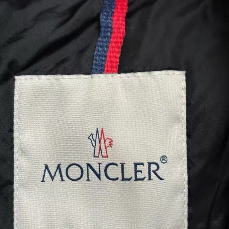 Moncler 羽絨外套 4碼 99新-3