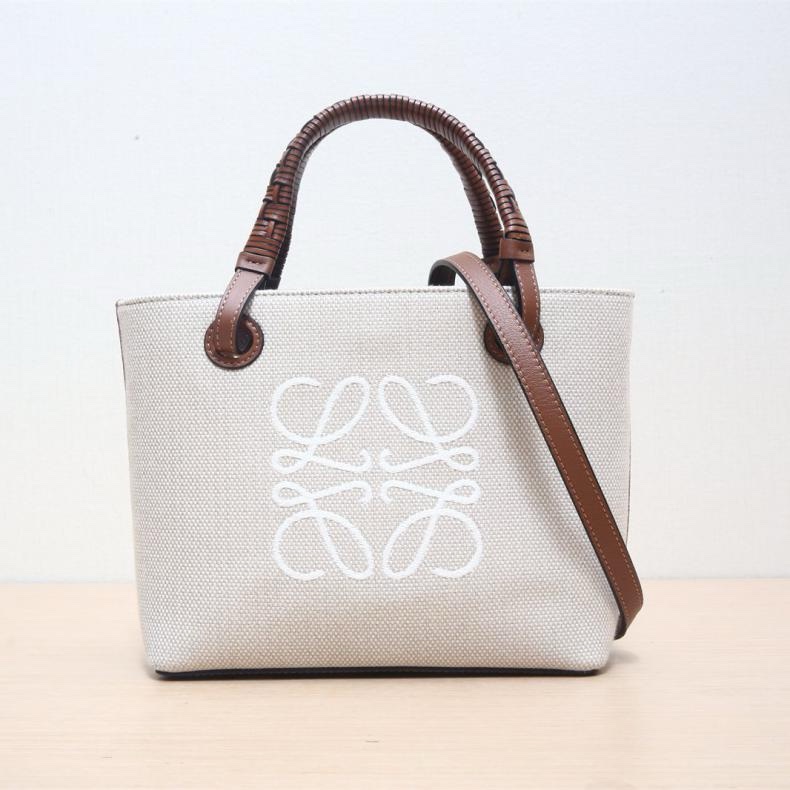 LOEWE(羅意威) Anagram Tote經典壓花斜挎包 迷你 22 米色 帆布-0