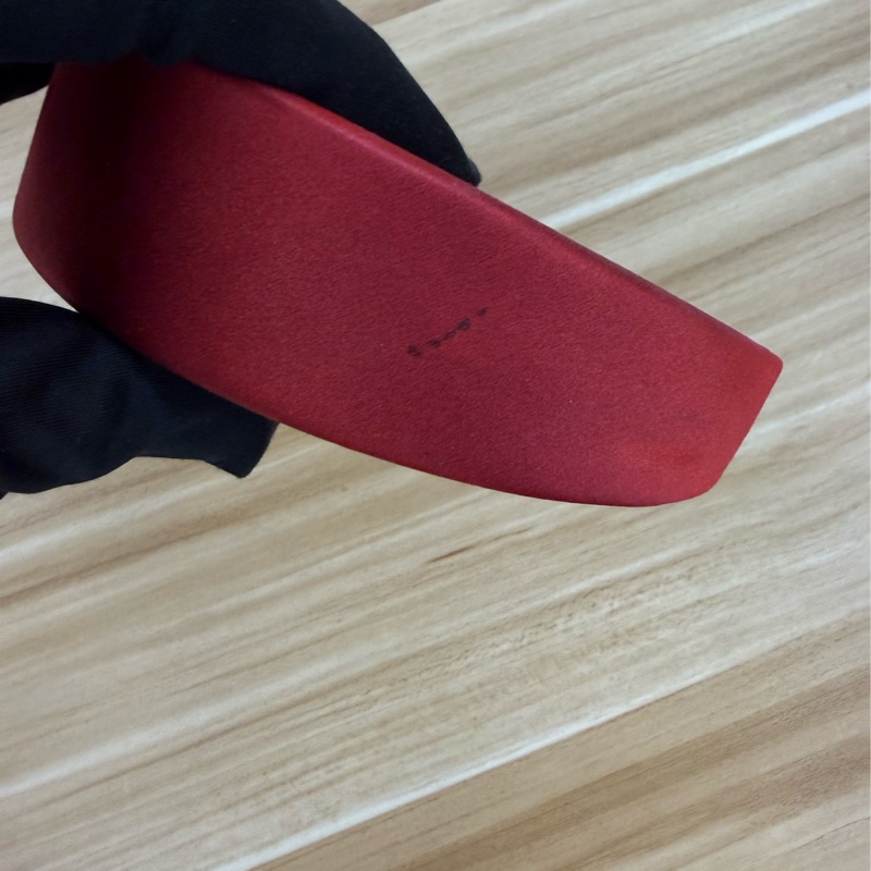 二手MiuMiu暗紅色緞面蝴蝶結寬版髮圈-10