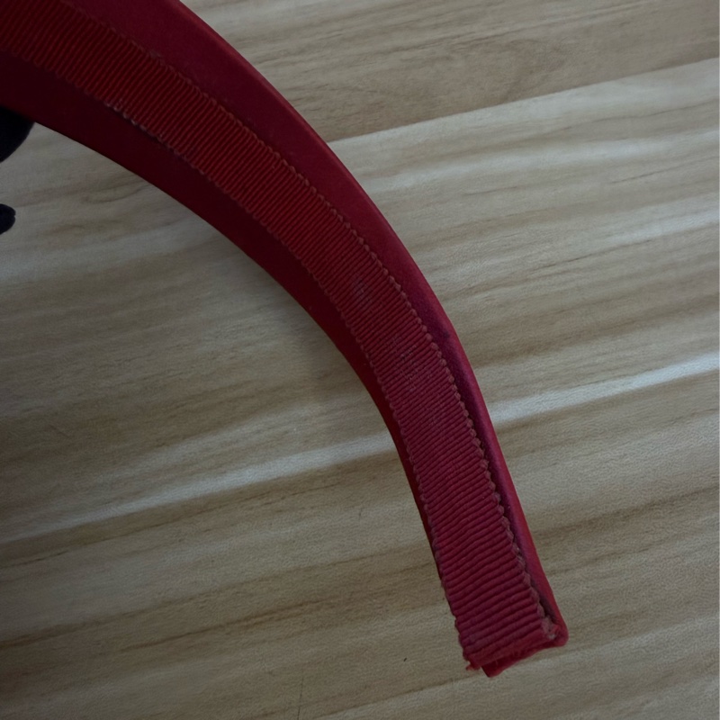 二手MiuMiu暗紅色緞面蝴蝶結寬版髮圈-11